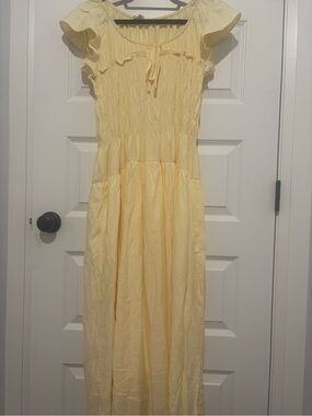 Smocked Butter Yellow Maxi Dress with Ruffle Cap Sleeves Size Large
